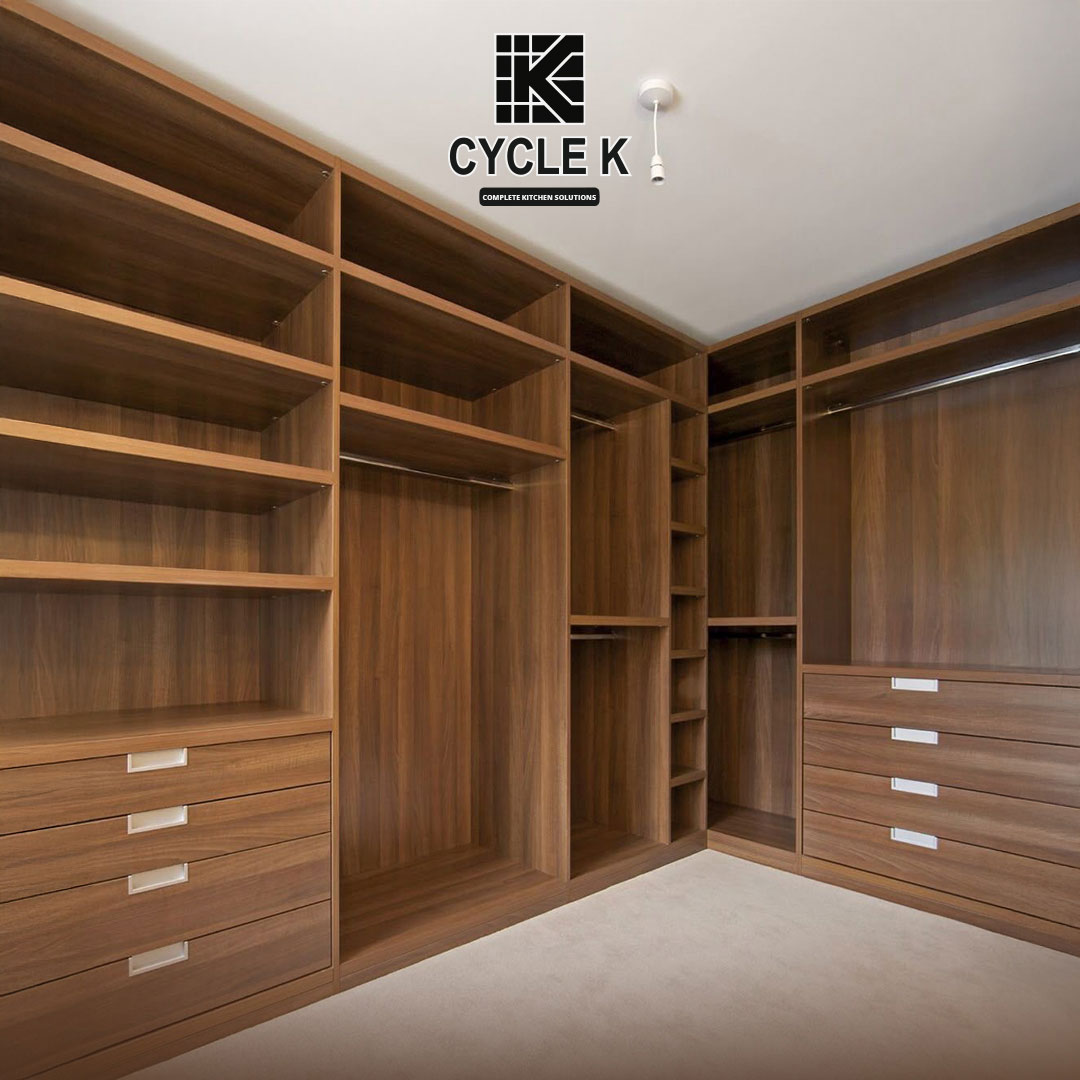 Wardrobes & Closets